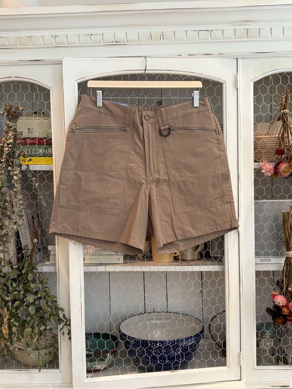 Men's Casual Utility Shorts in Taupe